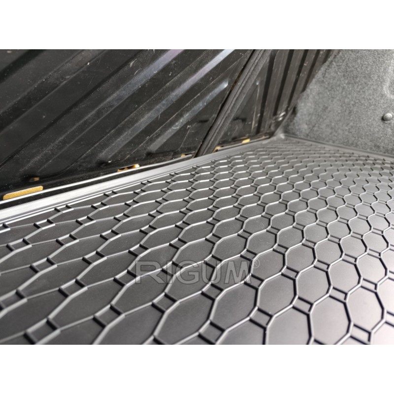 GUMENI TEPISI PRTLJAŽNIK PEUGEOT 206 HB 2000-