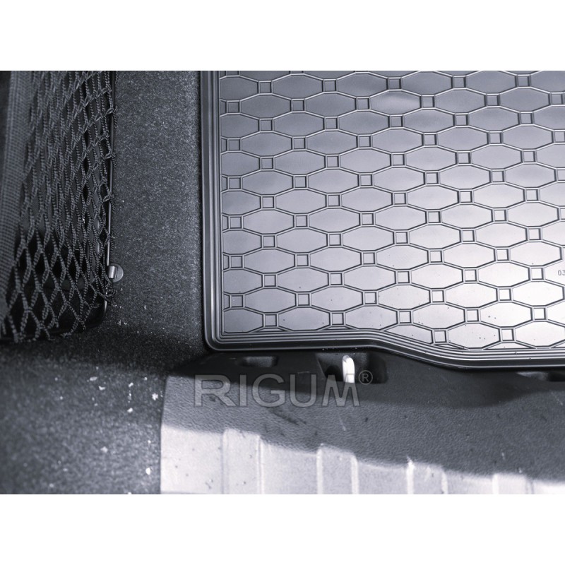 GUMENI TEPISI PRTLJAŽNIK BMW 3 G20 19-/BMW 4 Coupe 20-(G22)/BMW 4 Gran Coupe 20-