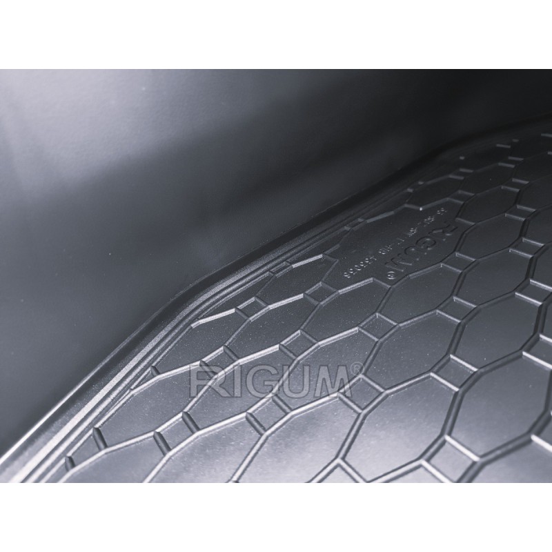 GUMENI TEPISI PRTLJAŽNIK SUZUKI SWIFT HB 17-/ Swift HB 24-