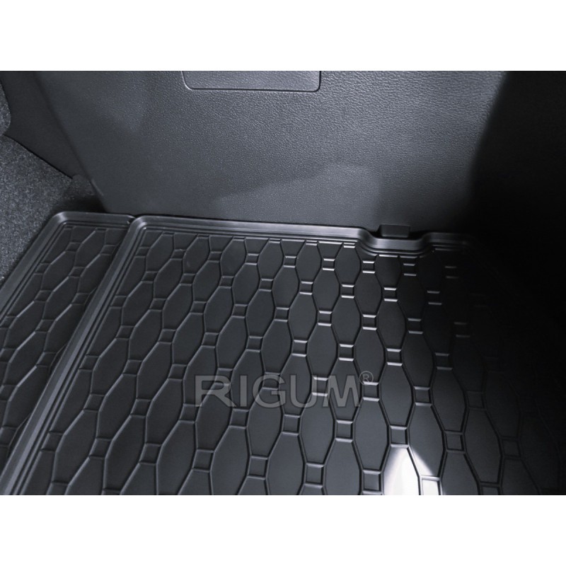 GUMENI TEPISI PRTLJAŽNIK SUZUKI IGNIS 4x2, 4x4 17-