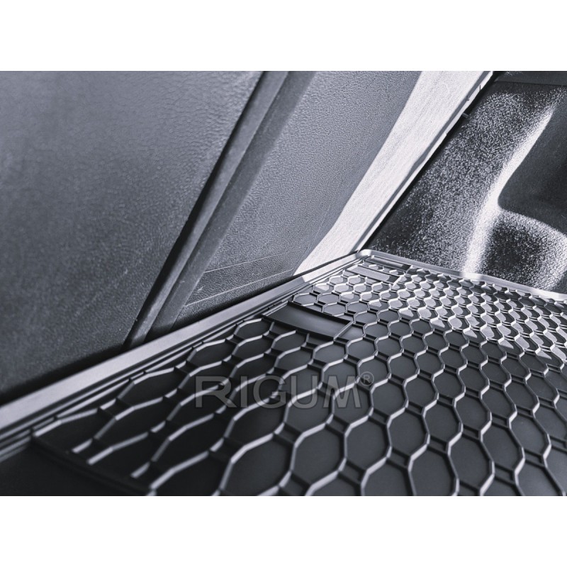 GUMENI TEPISI PRTLJAŽNIK HYUNDAI i30 SW 12-