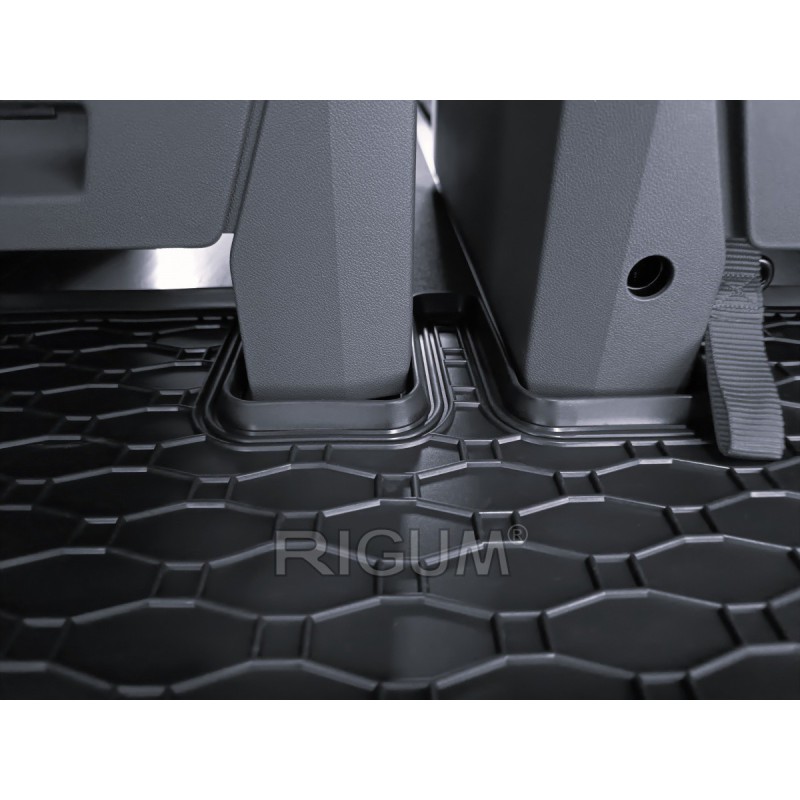 GUMENI TEPISI PRTLJAŽNIK VW T7 Multivan 2022- L2