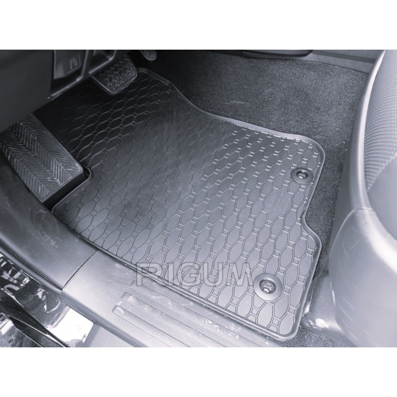 GUMENI TEPISI TOYOTA Land Cruiser 150 5mj/ 7mj/ 2009-/ 2018-