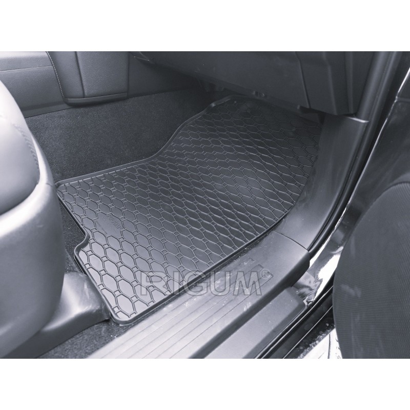 GUMENI TEPISI TOYOTA Land Cruiser 150 5mj/ 7mj/ 2009-/ 2018-